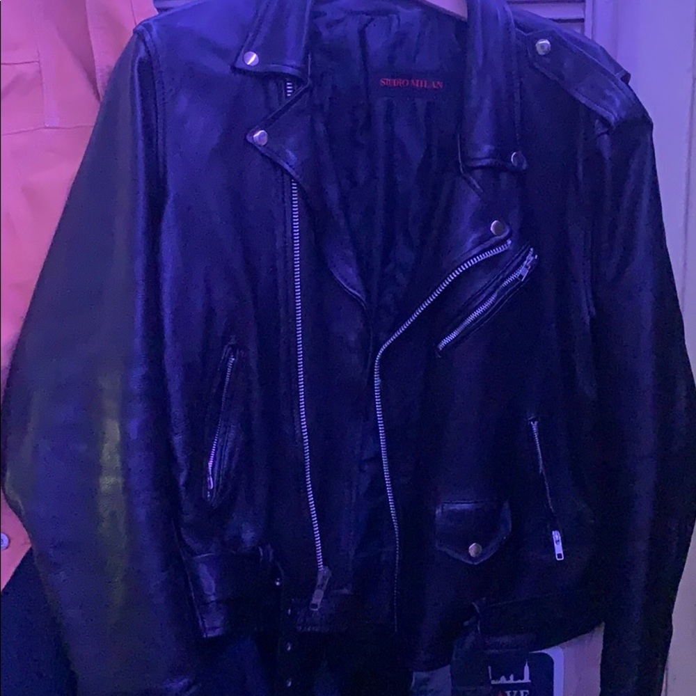 100% REAL Leather Men’s Studio Milan
